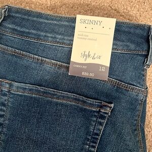 Dark blue skinny jeans